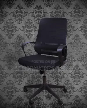 Plush Black Ergonomic Mesh Office Chair — All-Day Comfort