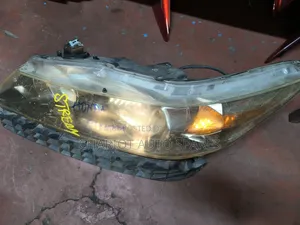 Honda Stream Xenon Headlights