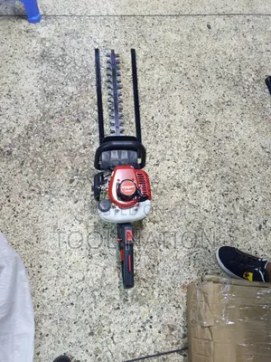 Premier Hedge Trimmer 2stroke