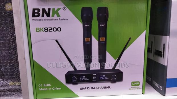 BNK Bk-8200 Wireless Microphone - main view