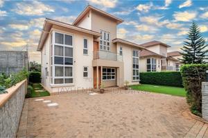 4bdrm House in Runda for sale - main view