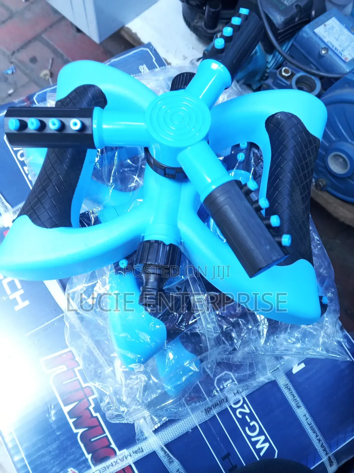 Ground Sprinkler/ 3arm Rotating Water Sprinkler