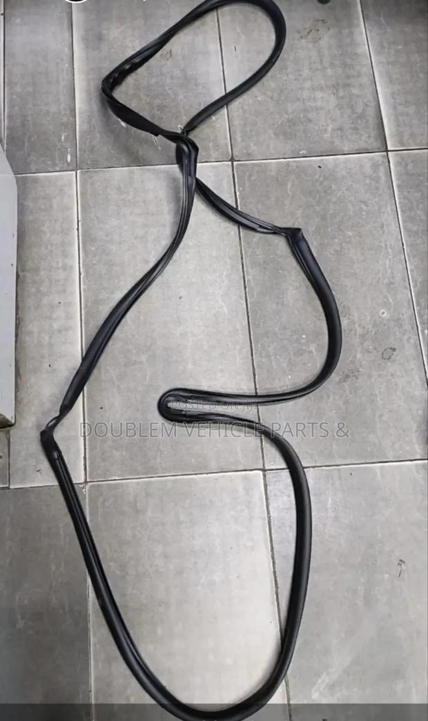 Windscreen Moulding Rubber Land Cruiser Landcruiser Box Fj78/Fj79