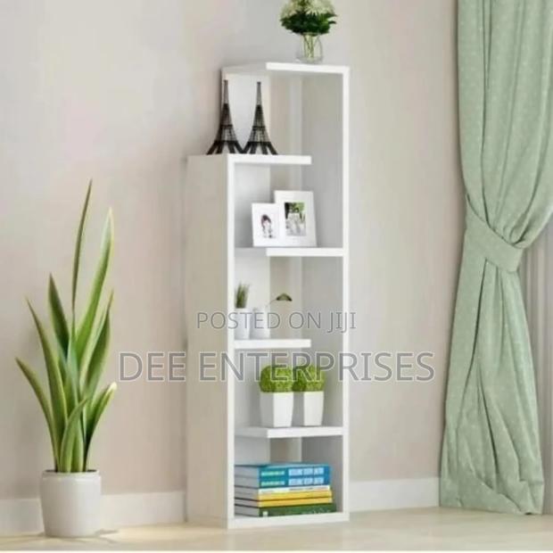 Fadhili Bookshelf, - main view