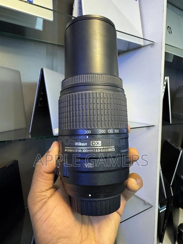 Nikon Lens 55-300mm - main view