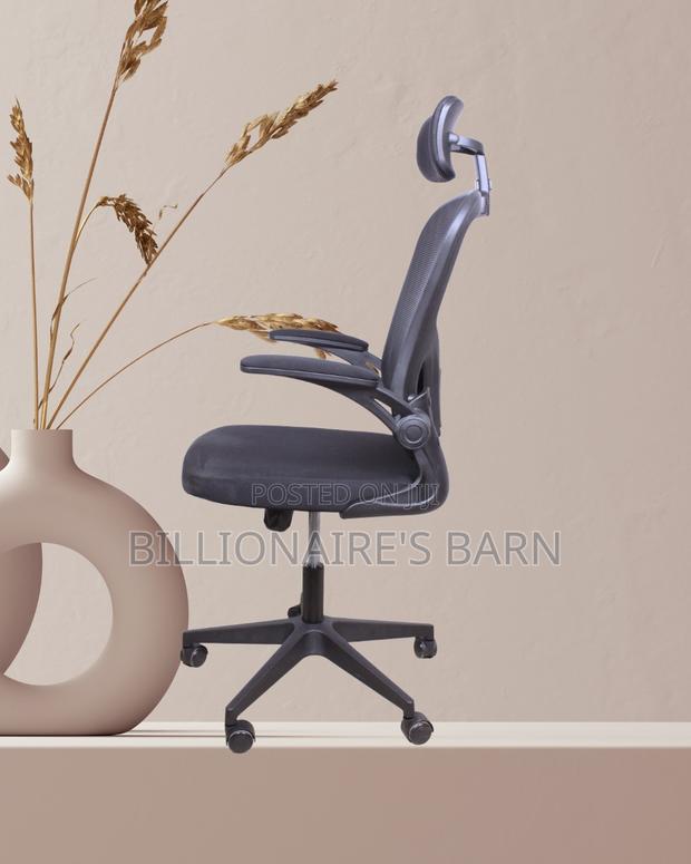 Grey Ergonomic Office Chair (Ergonomic) — Restocked!