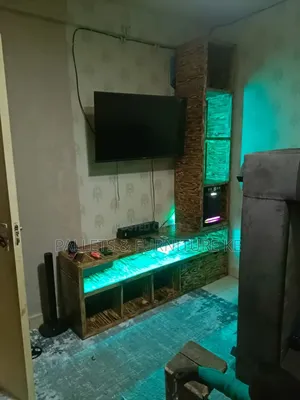 Movable Pallet Tv Stand With Burnt Effect
