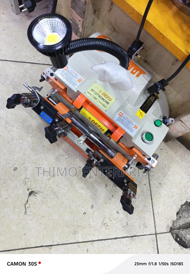 Key Cutting Machine - thumbnail 2
