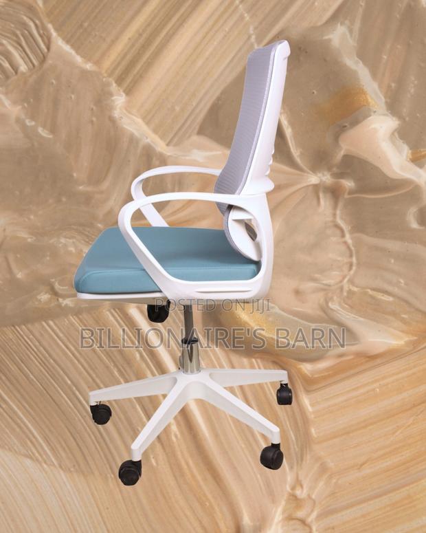 Executive White Ergonomic Mesh Office Chair | Adjustable Height - thumbnail 2