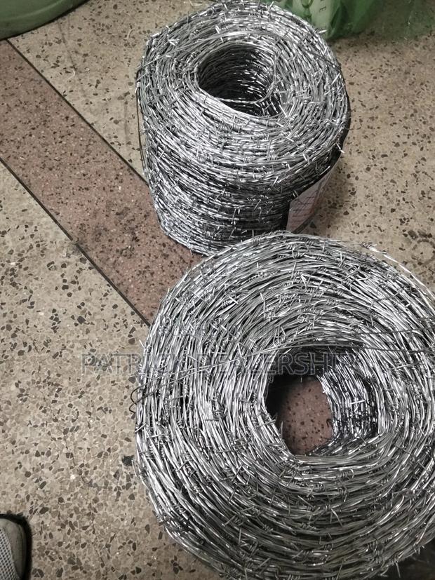 4 Point Barbed Wire - main view