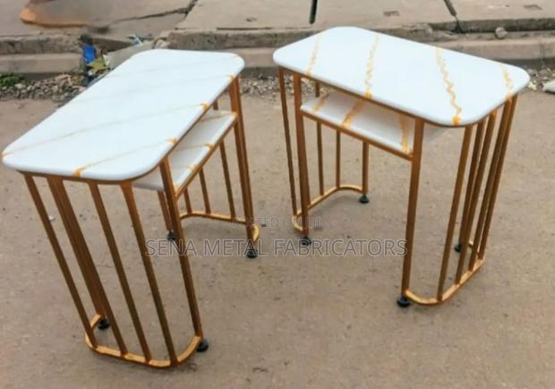 Manicure Table. - main view