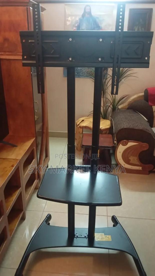 32′′ – 75′′ Flat Panel Tv Trolley Light Weight Mobile Tv Cart