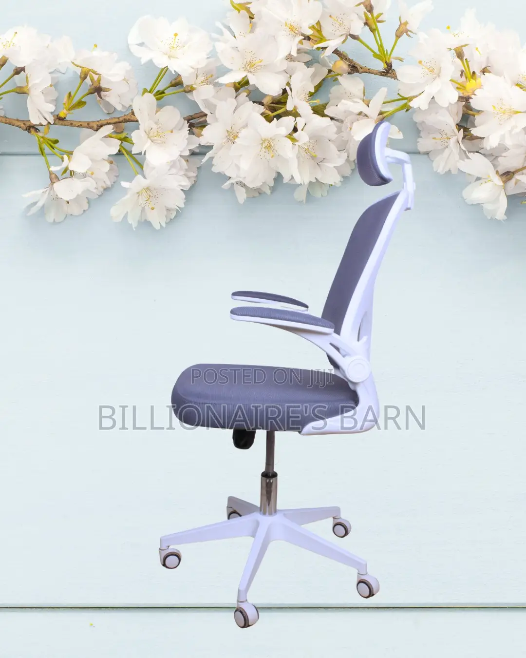 Best-Seller White Ergonomic Office Chair | Nylon Castors