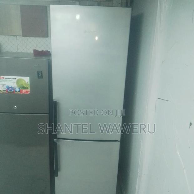 Bosch Bottom Freezer Fridge - thumbnail 2