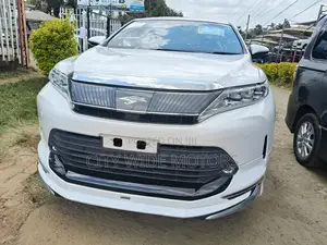 Toyota Harrier 2018 White
