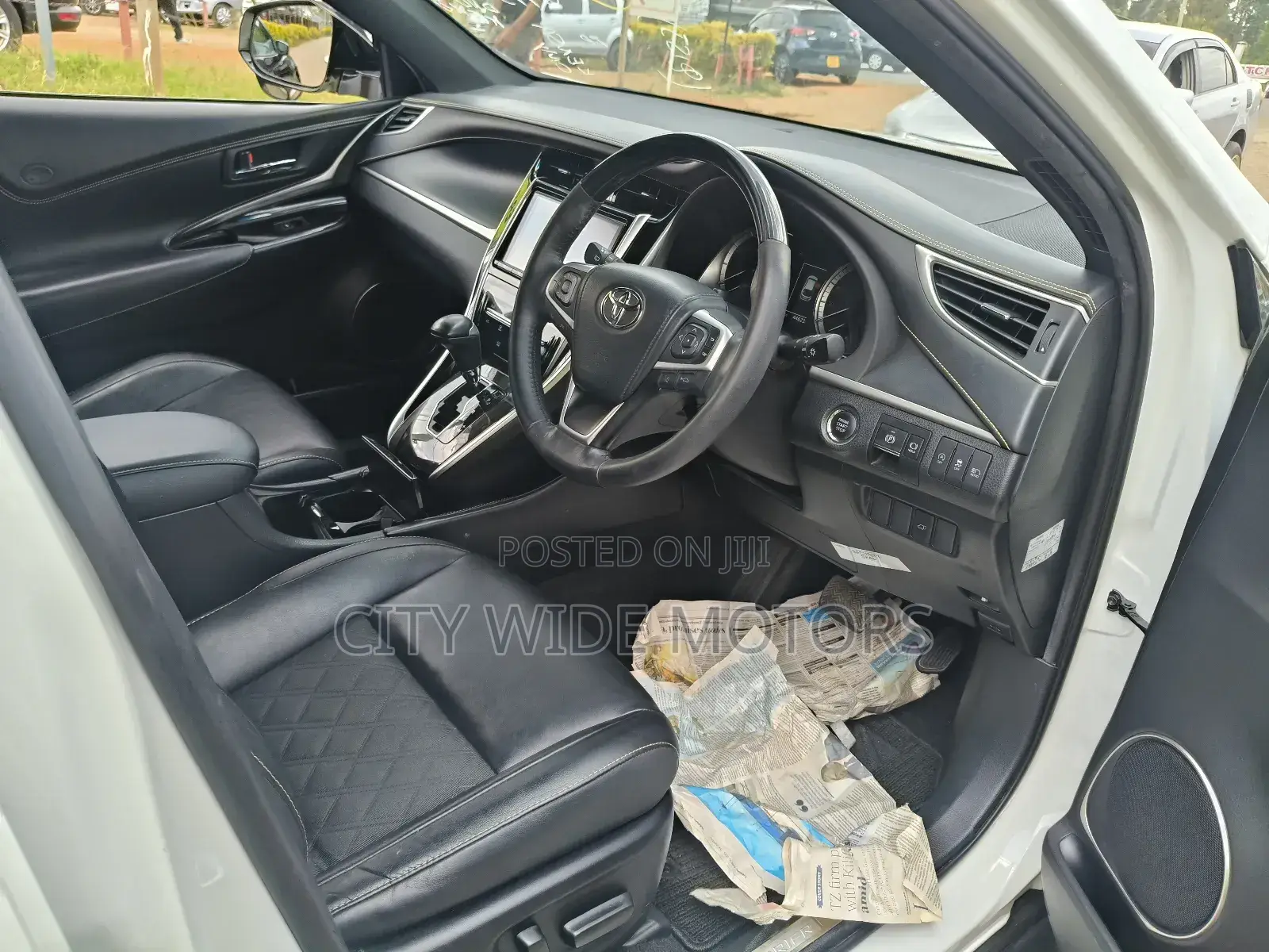 Toyota Harrier 2018 White