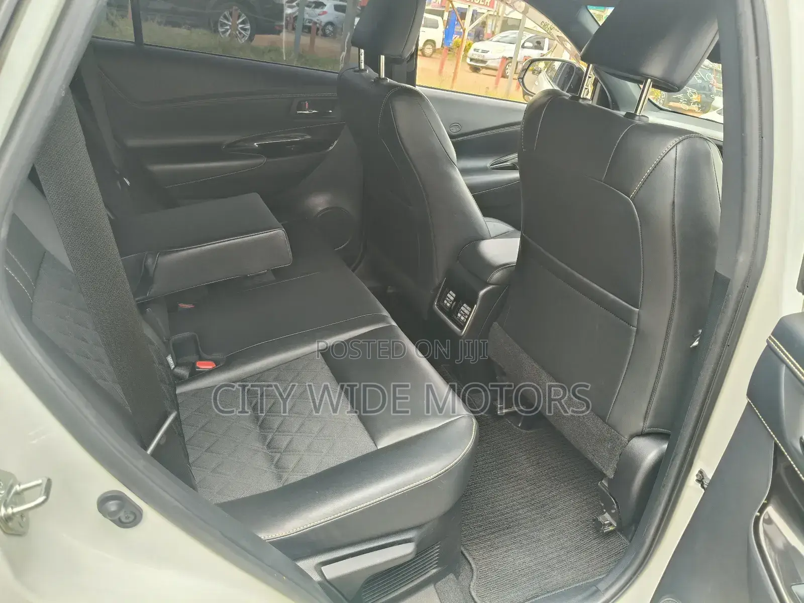 Toyota Harrier 2018 White