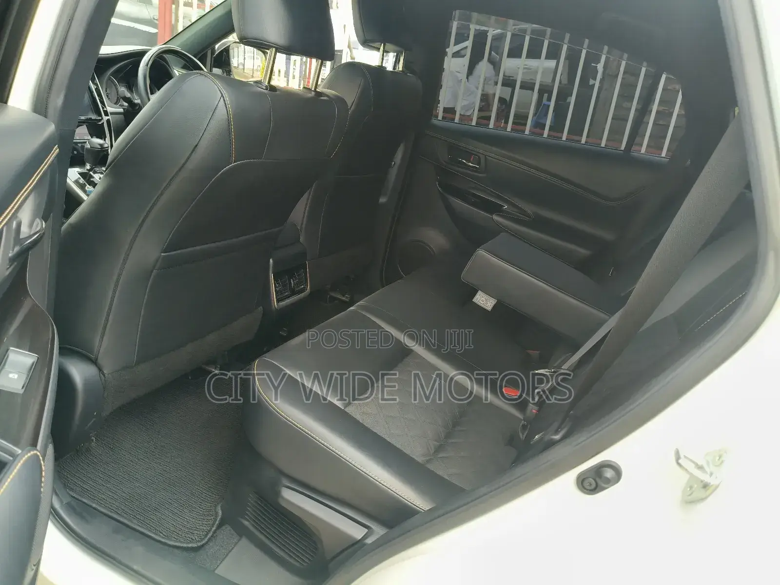 Toyota Harrier 2018 White