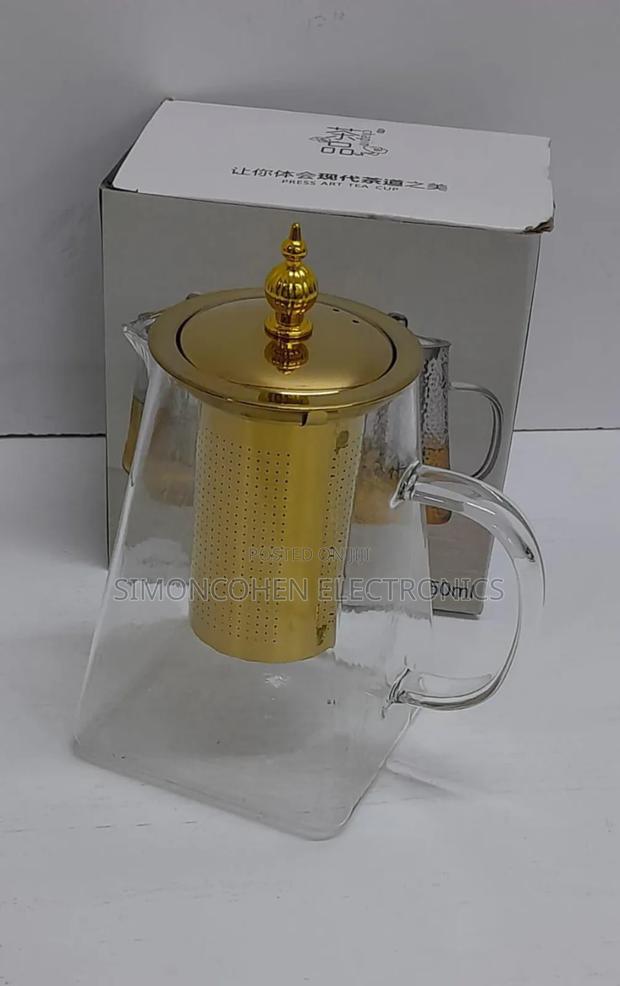 Borosilicate Tea Decanter With Infuser - main view