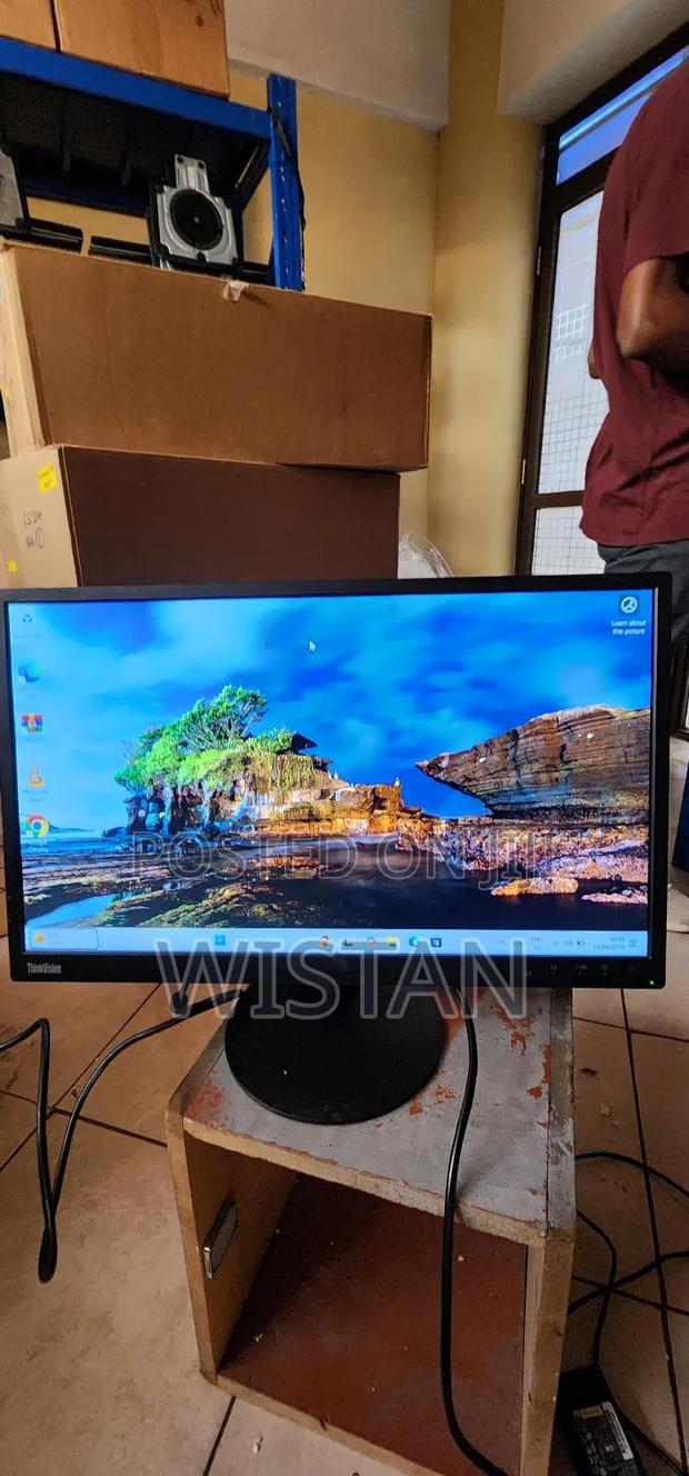 Lenovo 24 " Wide Monitor