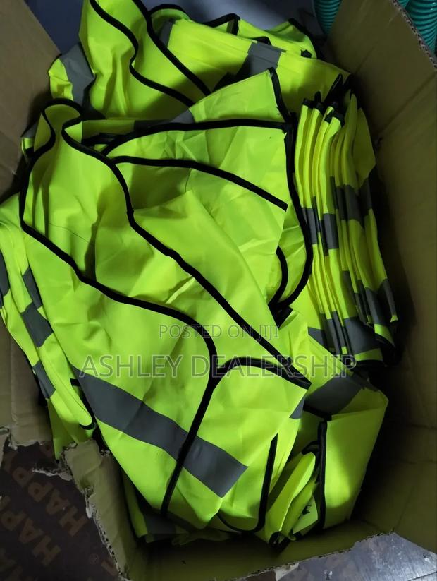 Green Reflective Jacket Vest - thumbnail 2