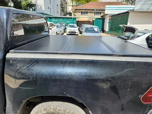 Sleek Design – Keeps Your Hilux Looking Bold Stylish