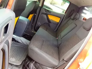 Ford Ranger Wildtrak 2012 Orange