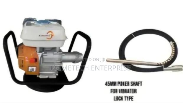 Petrol Concrete Vibrator With Poker Benford