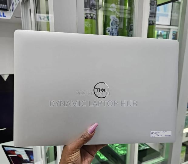 Laptop Dell Precision 5530 16GB Intel Core I7 SSD 512GB