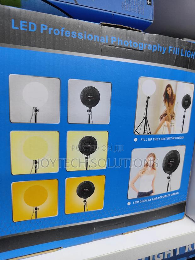 Moon Fill Light Pf 26 With Remote and 2.1 Tripod Stand ( Free Holder ) - thumbnail 2