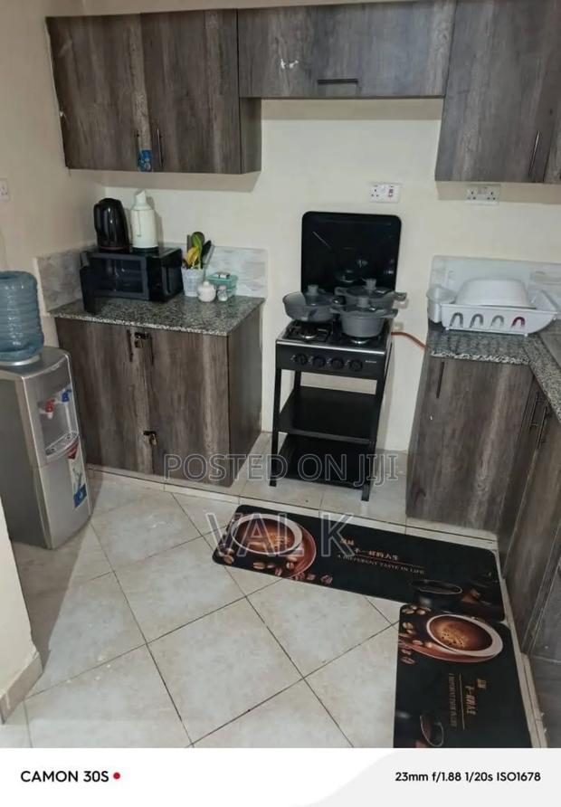 Cozy Haven One Bedroom Airbnb - thumbnail 4