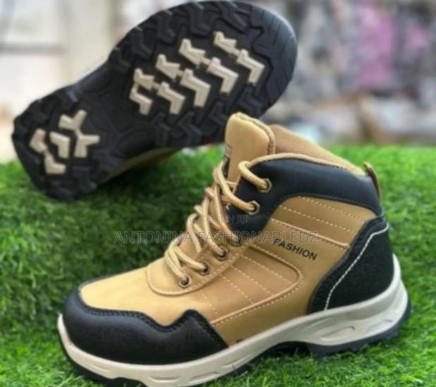 Kids Shoes - thumbnail 3