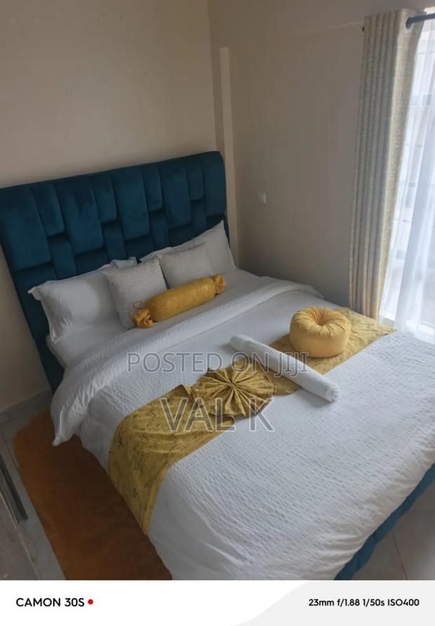 Cozy Haven One Bedroom Airbnb - thumbnail 6