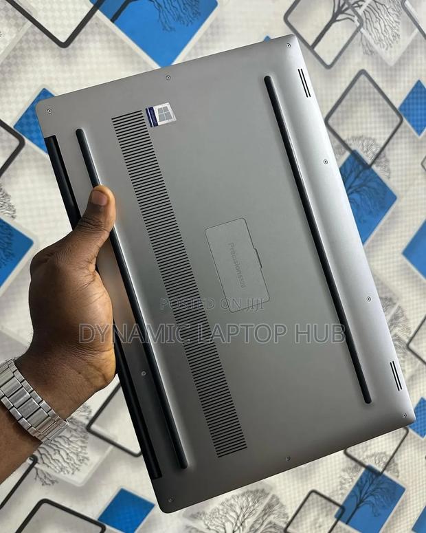 Laptop Dell Precision 5520 16GB Intel Core I7 SSD 512GB - thumbnail 5