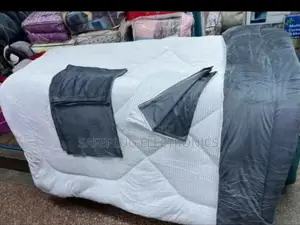 Single Velvet Woollen Duvets - Size: 6×6