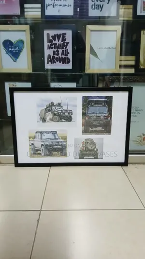Beautiful Frames With Pictures Available