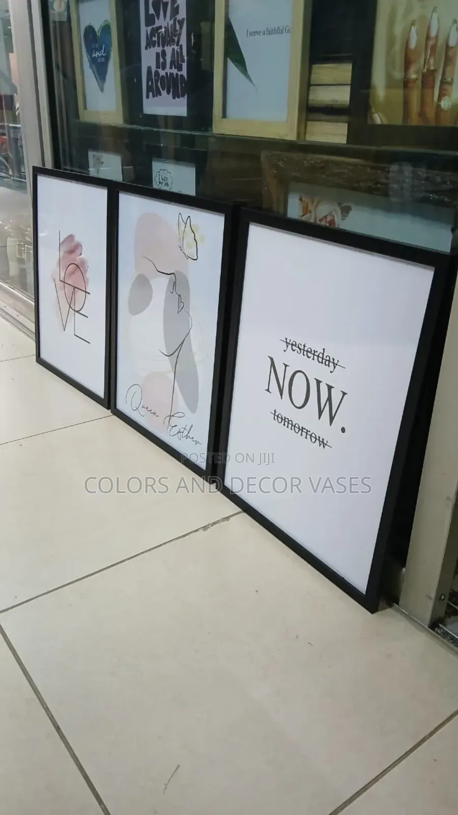 Beautiful Frames With Pictures Available