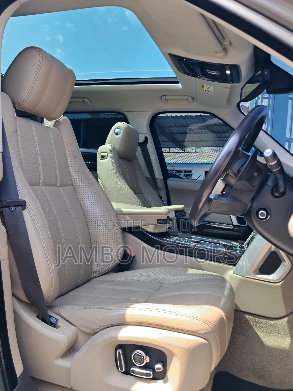 Land Rover Range Rover Vogue 2019 Gold