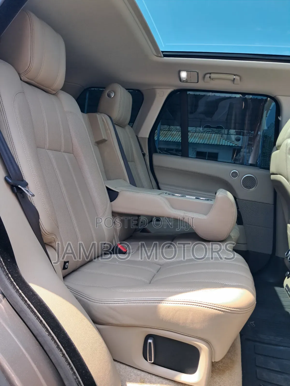 Land Rover Range Rover Vogue 2019 Gold