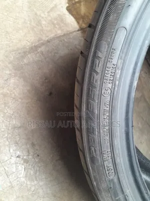 Au-Stone Tyre Size 21 Inch Low Profile 285/35 Tyres.