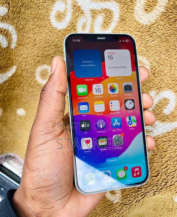 Apple iPhone 12 128 GB White - main view