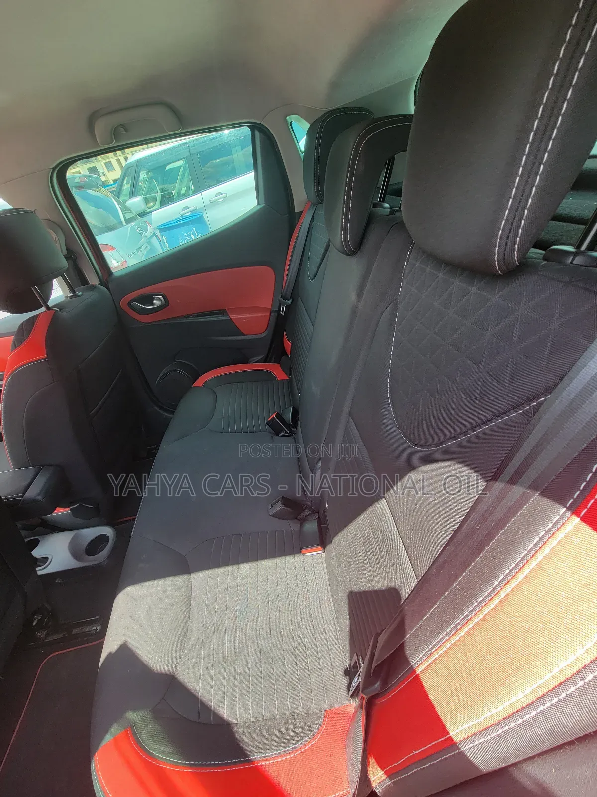 Renault Lutecia 2017 Red