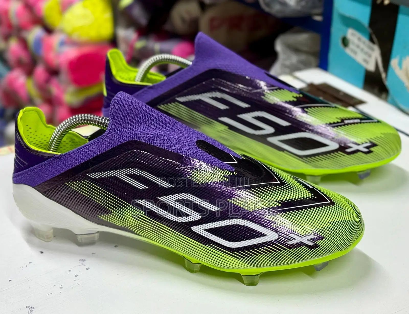 New Fresh F50 League Laceless Predator Football Boots - Soccer Cleats
