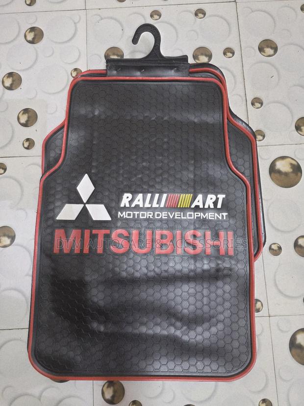 Branded Mat Car Mitsubishi - main view