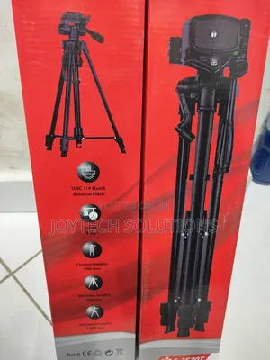 Vedio/Photo Tall Tripod Stand ( F 3520t ) Maximum Height 1420mm.