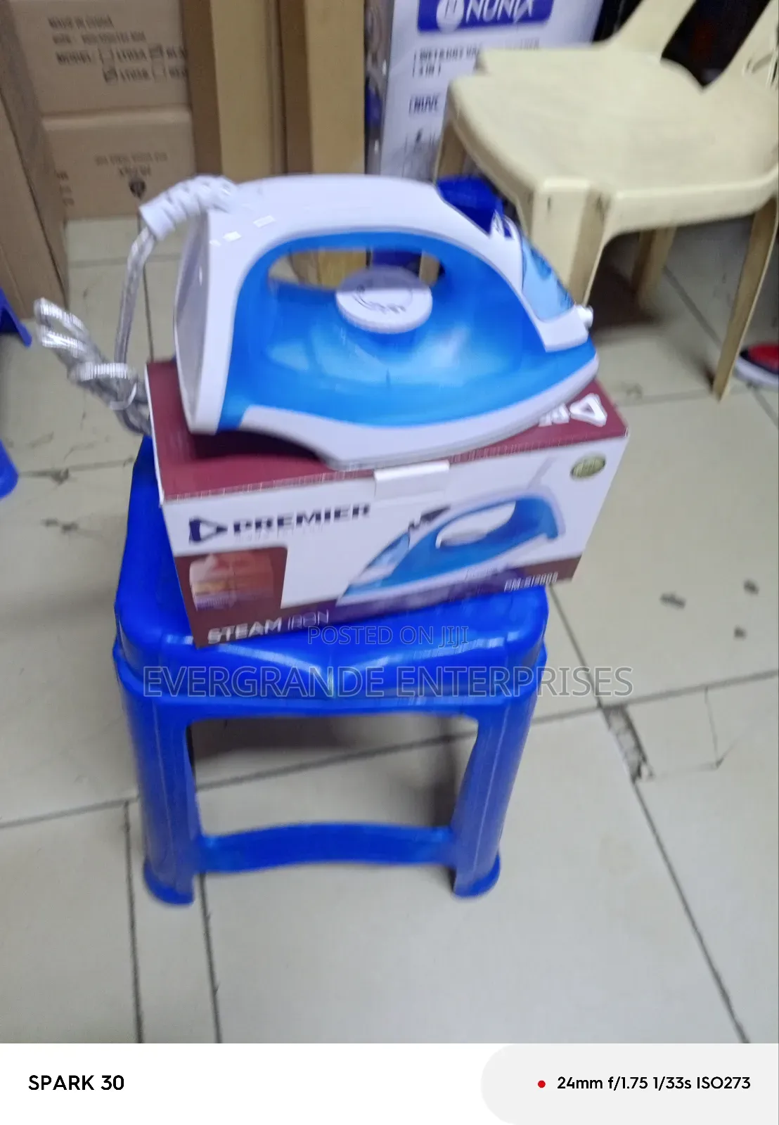 *Steam Iron Box* Premier Steamer Iron Box
