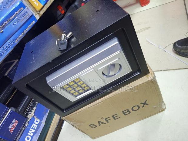Moneysafe Box/Safe Box