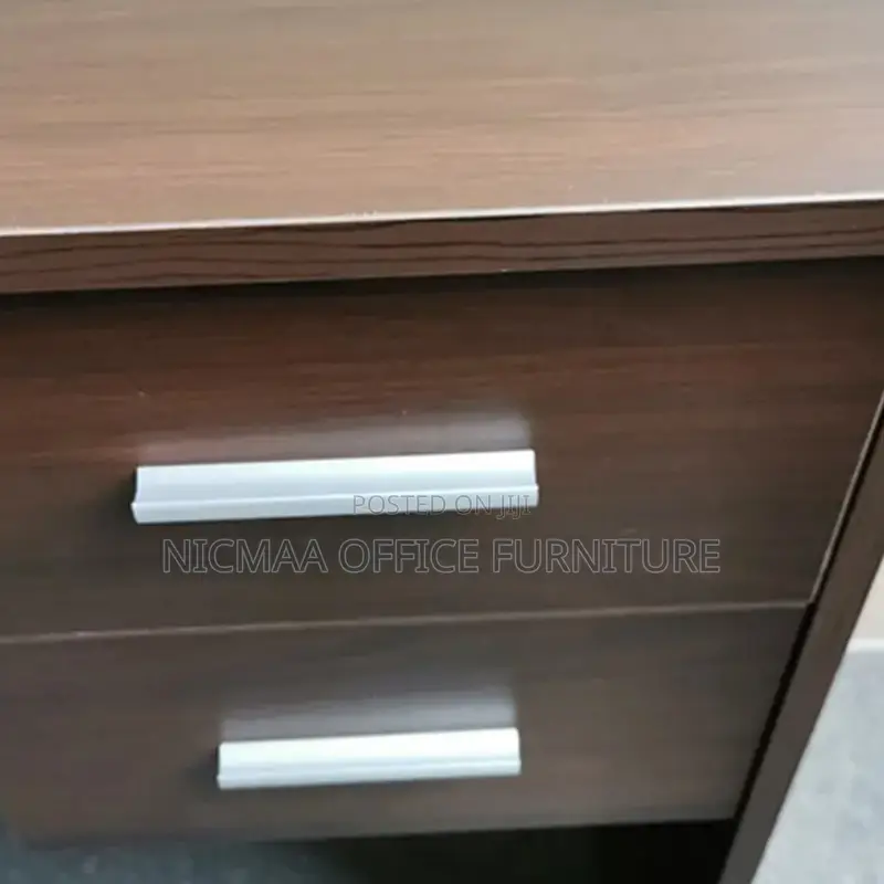 Sleek, Functional, Authentic Advanced Desk