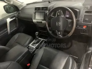 Toyota Land Cruiser Prado 2.7 2018 Ivory