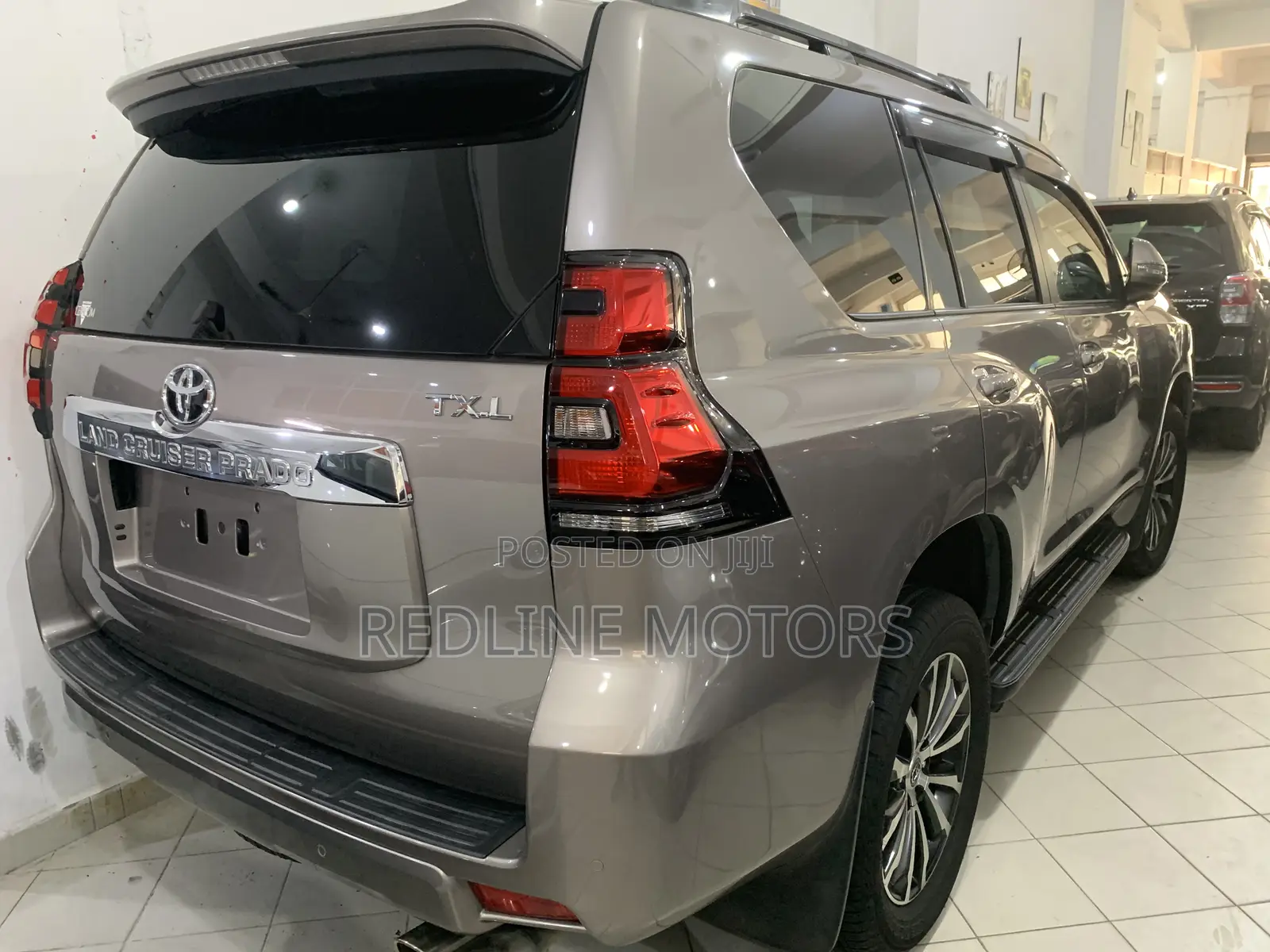 Toyota Land Cruiser Prado 2.7 2018 Ivory